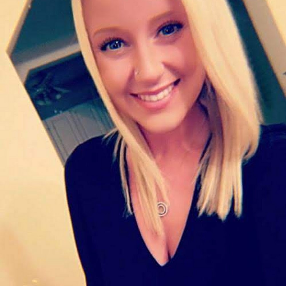 Meet your Posher, Shana